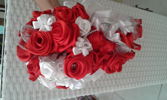 bouquet rosso Valentino